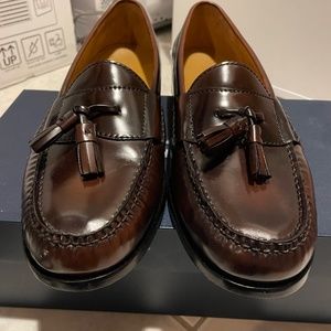 COLE HAAN Men's Size 11D Burgundy Leather Pinch Tassel Slip On Loafer